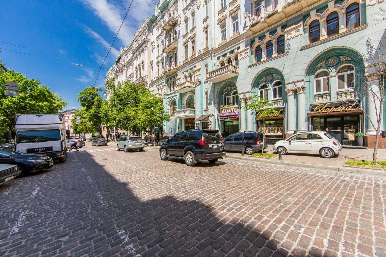2К Квартира Поруч Із Майданом Незалежності كييف المظهر الخارجي الصورة